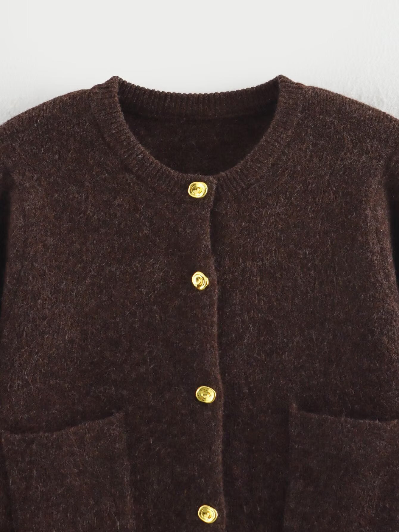 Cocoa Knit Set – Zweiteiler aus Strick mit Cardigan & Minirock - Fav Avenue