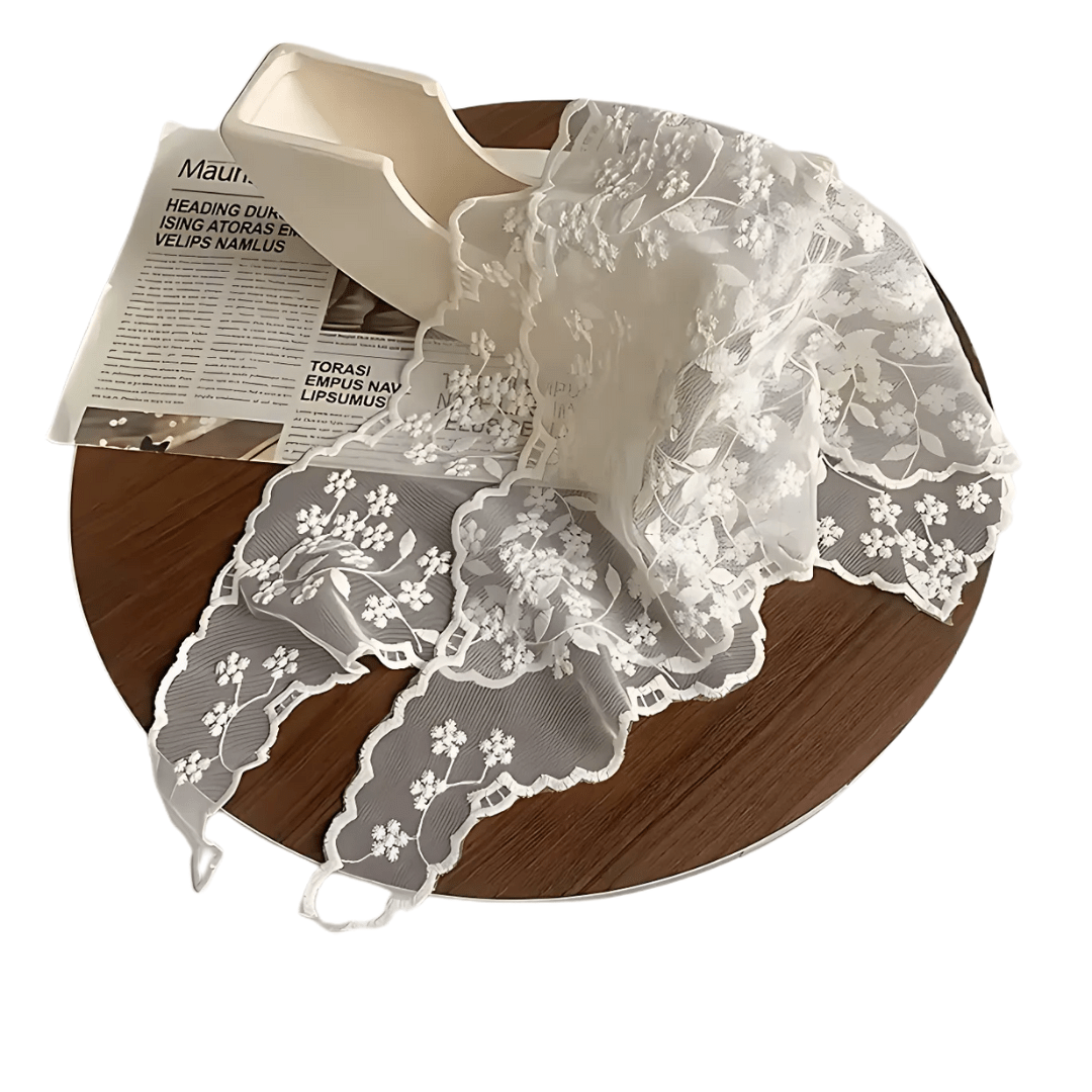 Lace Lumière - Fav Avenue