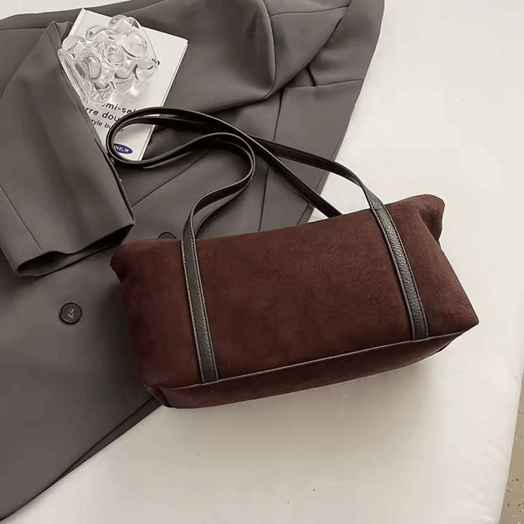 Schultertasche mit Anhänger - Fav Avenue