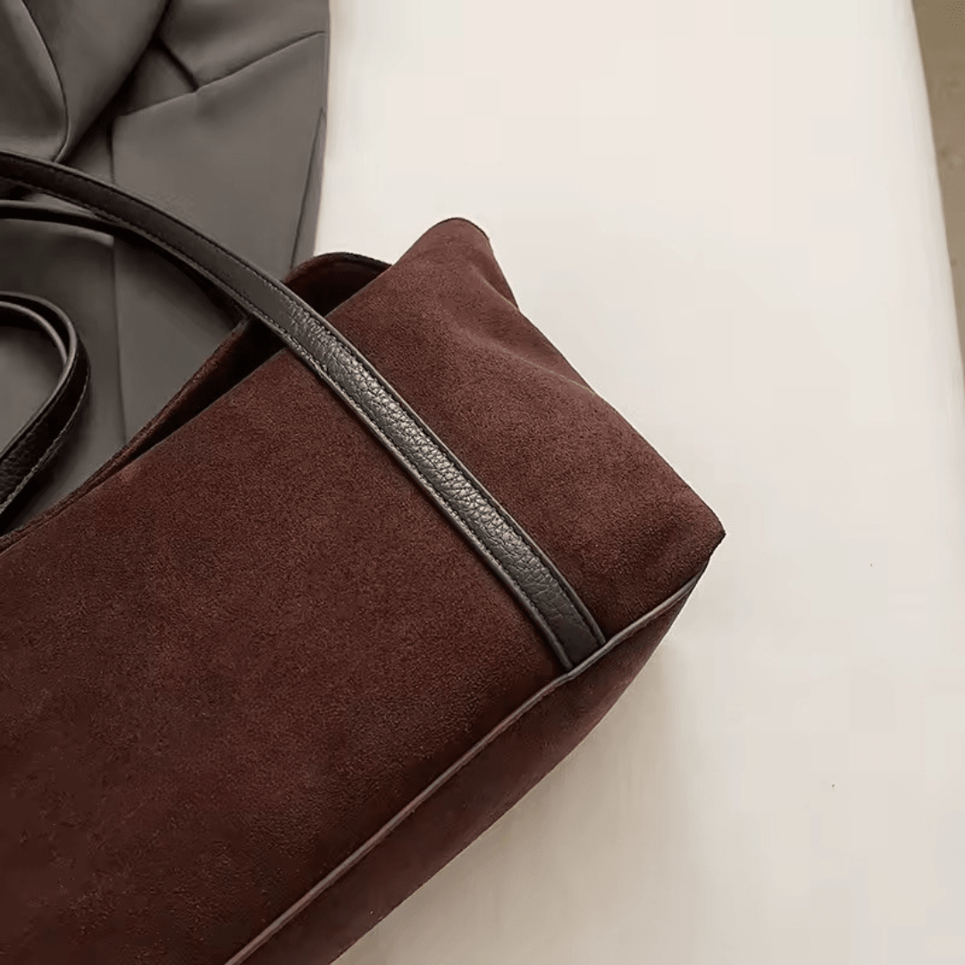 Schultertasche mit Anhänger - Fav Avenue