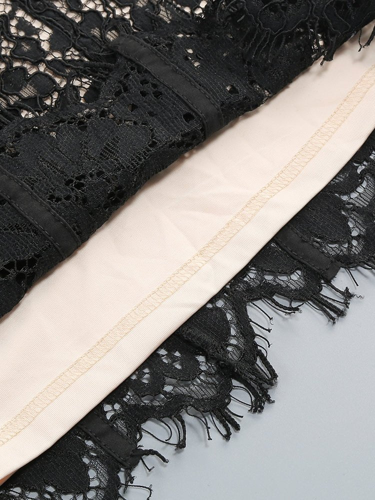 Schwarzes Spitzenkleid - Fav Avenue