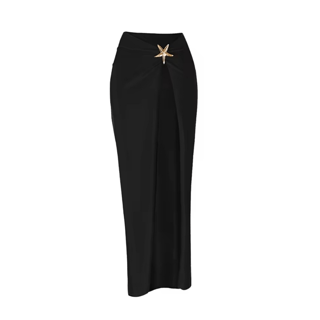 Soléa– Eleganter Badeanzug mit Wickelrock & Gold - Detail - Fav Avenue