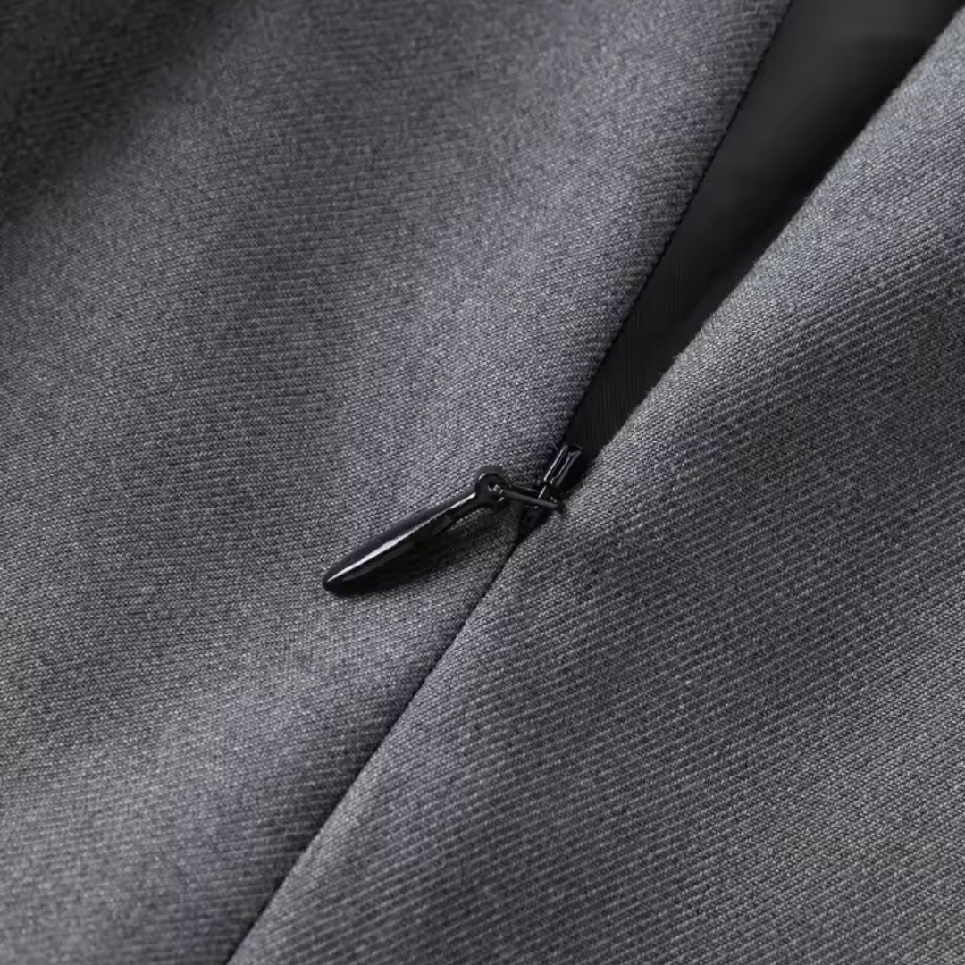 High Waist Faltenrock mit Schlitz