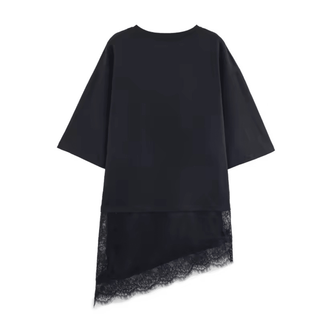Asymmetrisches Oversize T-Shirt mit Spitzenbesatz - Fav Avenue