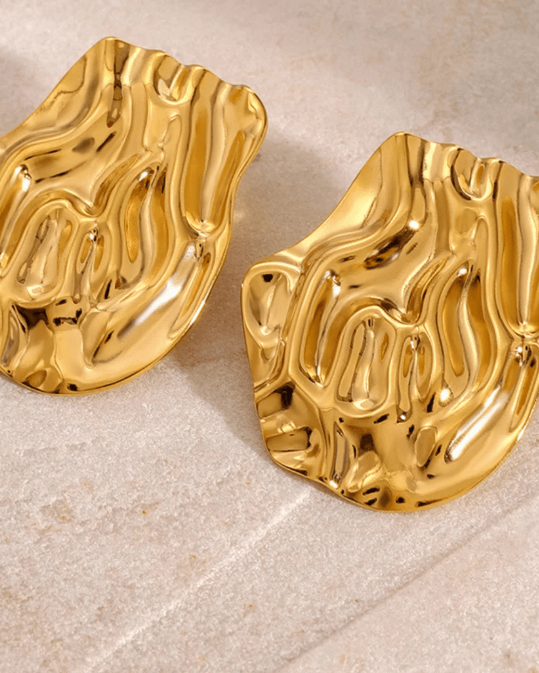 Ohrringe aus 18 Karat vergoldetem Material - Fav Avenue